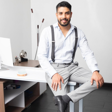 Slider image (7) Dr. Juan Sebastian Caicedo